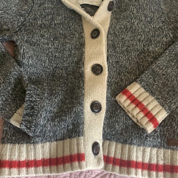 Wool sweater by Roots - Picture 4 of 4